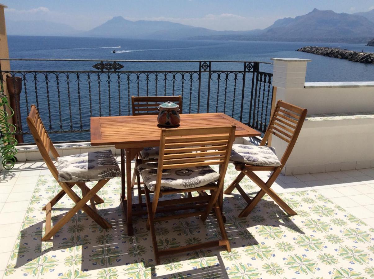 Casa Nel Borgo Marinaro Di Santa Nicolicchia Βίλα Santa Flavia Εξωτερικό φωτογραφία